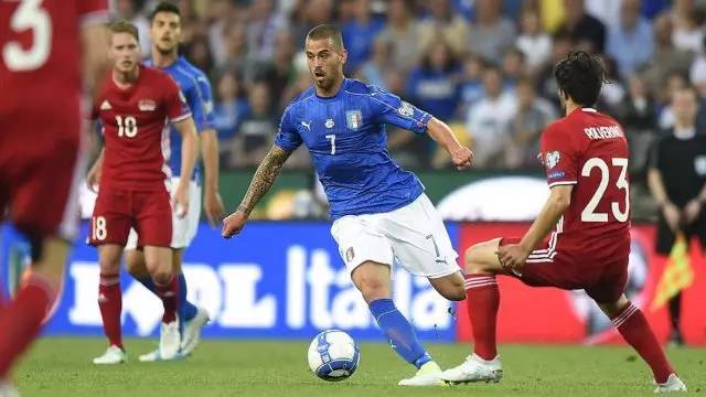 的顶薪续约 的顶薪续约